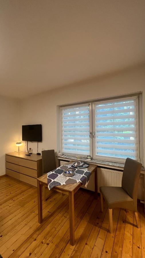 Erdgeschoss Apartment Am Park Im Theaterviertel In Oberhausen Oberhausen  Exterior photo